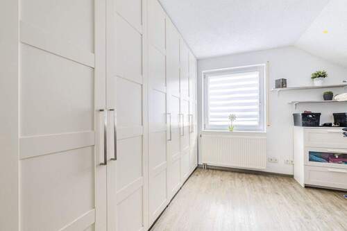 Schlafzimmer / Kinderzimmer - 