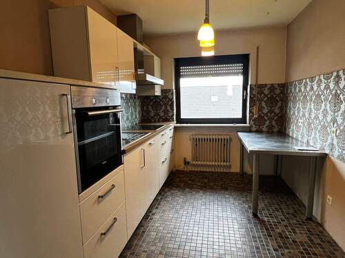 Küche mit Einbauküche - 