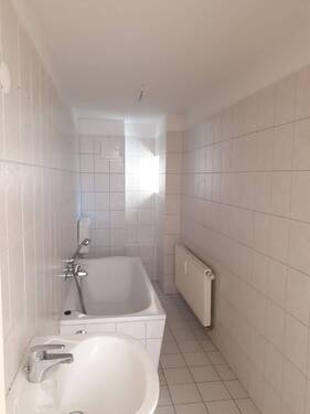 20191007_140746.jpg - Etagenwohnung mit 68,80 m&sup2; in Löbau zur Miete