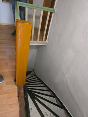Vorderhaus Treppe - 