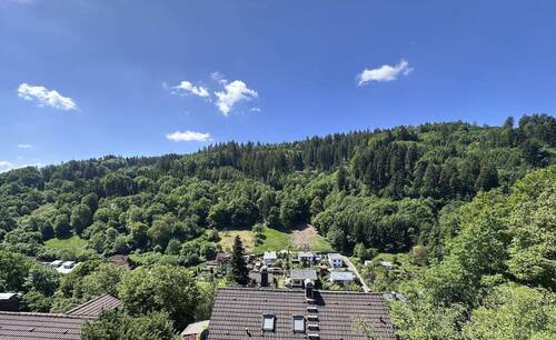 Ausblick - Traumhaft schönes freistehendes Haus mit Fernblick