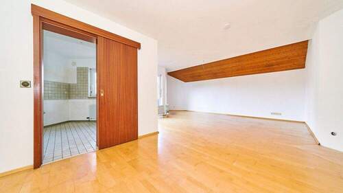 Wohn-Essbereich_02 - 3 Zimmer Etagenwohnung in Freiberg am Neckar