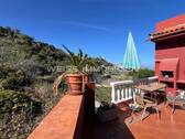 Obere Terrasse mit Grill - 