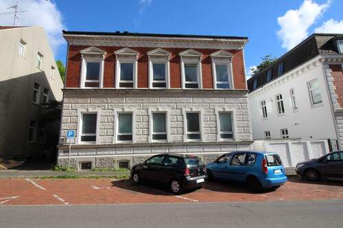 Ansicht - TOP-LAGE: Mehrfamilienhaus mit 6 Wohneinheiten, Ausbaupotenzial & Gemeinschaftsgarten