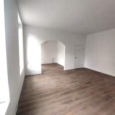 Wohnzimmer Wohnung 3 - Mehrfamilienhaus, Wohnhaus mit 307,00 m² in Stade zum Kaufen