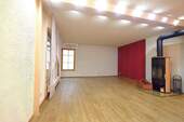 EG: Wohnzimmer, Schwedenofen mit Wassertasche D - 