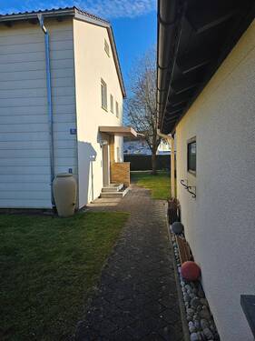 Eingangsseite - 6 Zimmer Doppelhaushälfte in Aschau am Inn
