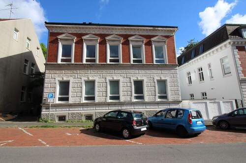 Ansicht - TOP- Lage: Mehrfamilienhaus mit 6 Wohneinheiten, Ausbaupotenzial & Gemeinschaftsgarten