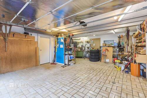Große Doppelgarage - 