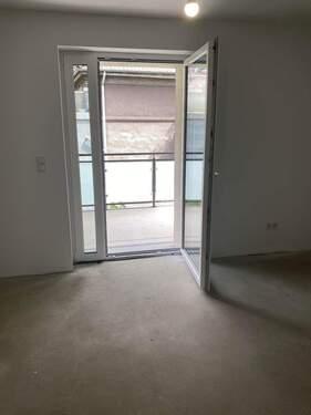 Ausgang zum Balkon - 