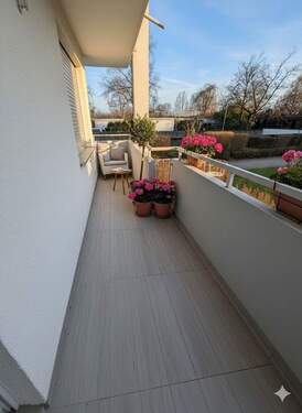 großer ruhiger Balkon - 