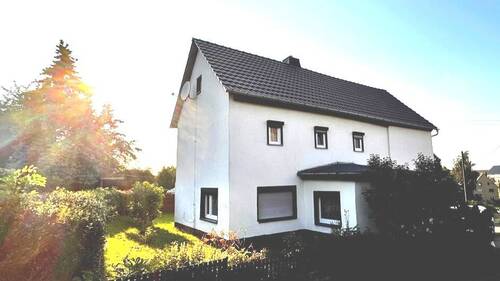 Außenansicht - Einfamilienhaus mit 100,00 m&sup2; in Wechselburg zum Kaufen