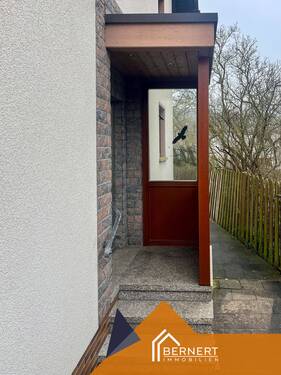 Hauseingang - 7 Zimmer Einfamilienhaus in Michelau in Oberfranken