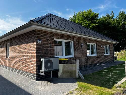 Straßenansicht - 3 Zimmer Einfamilienhaus zum Kaufen in Saterland