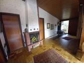 OG Diele /Hauseingang und Garderobenbereich (1) - 