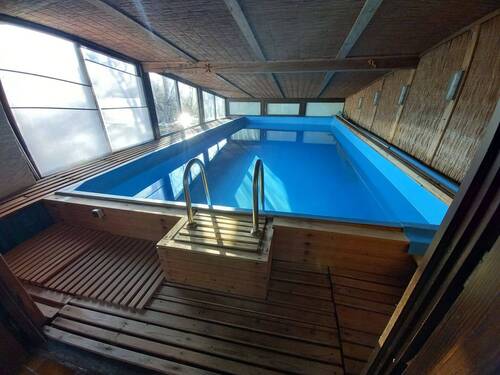 Das Schwimmbad für Ihre Fitness - die Sauna ist gleich nebenan - 