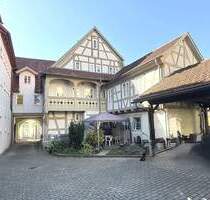 Vermietete, charmante 2-Zimmer-Erdgeschosswohnung in denkmalgeschütztem Gebäude in Lauffen am Neckar