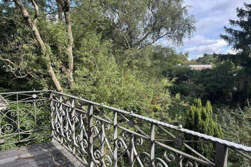 Aussicht vom Balkon - Rohdiamant von Jenisch - Sanierung oder Grundstück mit Neubaupotenzial