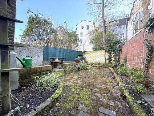 Gartenbereich - 6 Zimmer Einfamilienhaus zum Kaufen in Gelsenkirchen