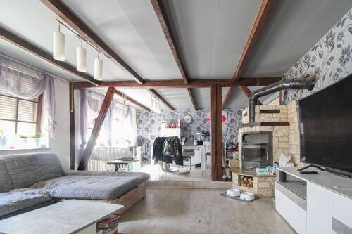 Wohnzimmer - 1 Zimmer Einfamilienhaus zum Kaufen in Wettin-Löbejün