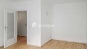 Wohnzimmer 2 - 1 Zimmer Etagenwohnung in Berlin