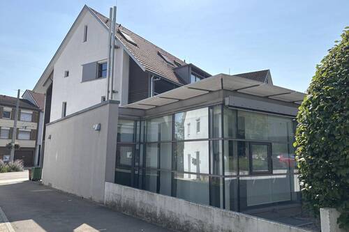 Rückansicht - Mehrfamilienhaus, Wohnhaus mit 163,00 m&sup2; in Stuttgart zum Kaufen