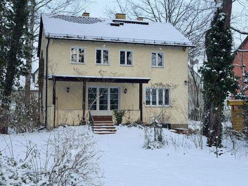 Hausansicht - 6 Zimmer Einfamilienhaus zum Kaufen in Oranienburg
