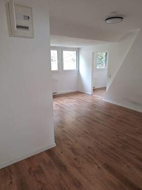 Wohnzimmer - 2 Zimmer Etagenwohnung in Lüdenscheid