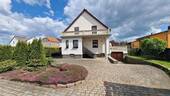 Hausansicht - 5 Zimmer Einfamilienhaus zum Kaufen in Zwenkau