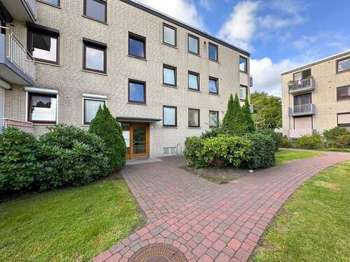 Hausansicht - 3 Zimmer Etagenwohnung zum Kaufen in Bremen