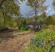 Großes Grundstück mit modernisierungsbedürftigem Bungalow in ruhiger Lage nahe Rendsburg - Lohe-Föhrden / Föhrden