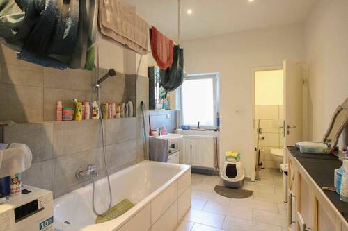 Badezimmer - 4 Zimmer Etagenwohnung in Ludwigshafen am Rhein