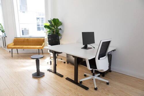 Team Table (inkl. 3 Plätze) - Büro zur Miete in Hamburg