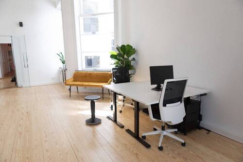 Team Table (inkl. 3 Plätze) - Büro in Hamburg