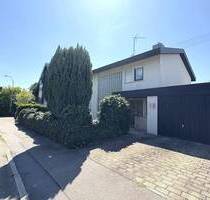 Gepflegtes Einfamilienhaus in Flein-Sommerhöhe - viel Platz für die ganze Familie