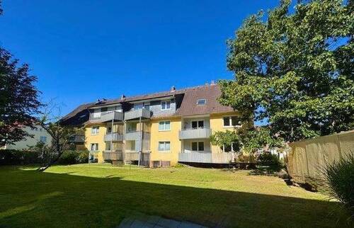 Rückansicht Grenadierweg - 3 Zimmer Mehrfamilienhaus, Wohnhaus zum Kaufen in Oldenburg