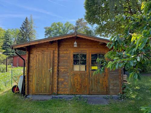 Grosses Gerätehaus - 
