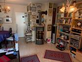 Wohnzimmer mit Kaminofen - Einfamilienhaus mit 97,50 m&sup2; in Falkensee zum Kaufen