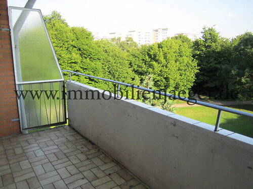 Balkon 1 - Etagenwohnung mit 85,60 m² in Hamburg zur Miete