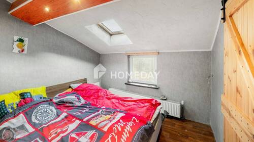 1. OG Elternschlafzimmer 1 - 