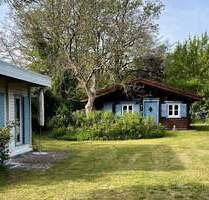 Rückzugsort am Wasser: Holzhaus mit eigenem Bootssteg und Gästehaus - Jerichower Land Roßdorf