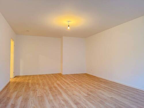 Wohnbereich - 1 Zimmer Etagenwohnung zum Kaufen in München