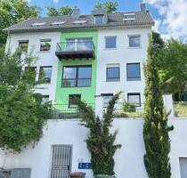 Für die Großfamilie - 3-FH mit Ausblick und Gartenrefugium! - Stuttgart Süd