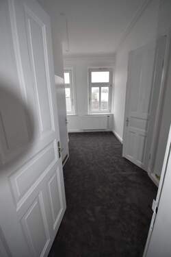 Kl. Zimmer - Etagenwohnung mit 73,00 m&sup2; in Uetersen zur Miete