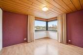 Helles Zimmer mit Eckfenster mit Fernblick - 