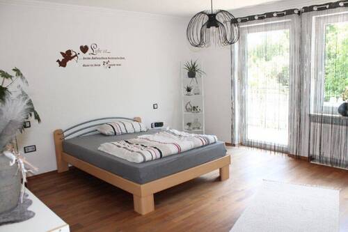 Schlafzimmer- EG - Haupthaus - 