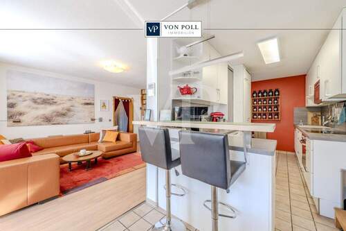 Titelbild - Modernisierte 5 Zimmer Wohnung mit zwei Tiefgaragenstellplätze, zwei Bäder, Sauna und Whirlpool!