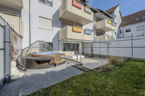 Terrasse mit Whirlpool - 
