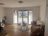 Wohnzimmer mit Ausgang zur Terrasse - 3 Zimmer Etagenwohnung in Hannover