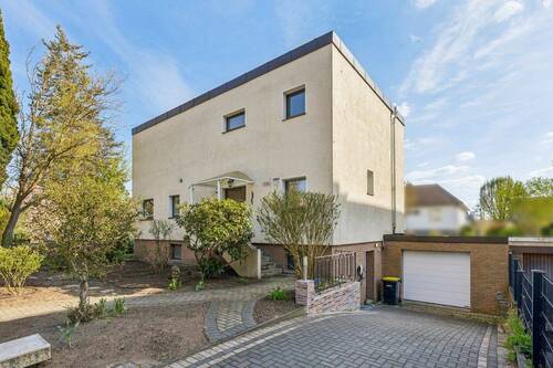 Hausansicht - 5 Zimmer Einfamilienhaus in Berlin